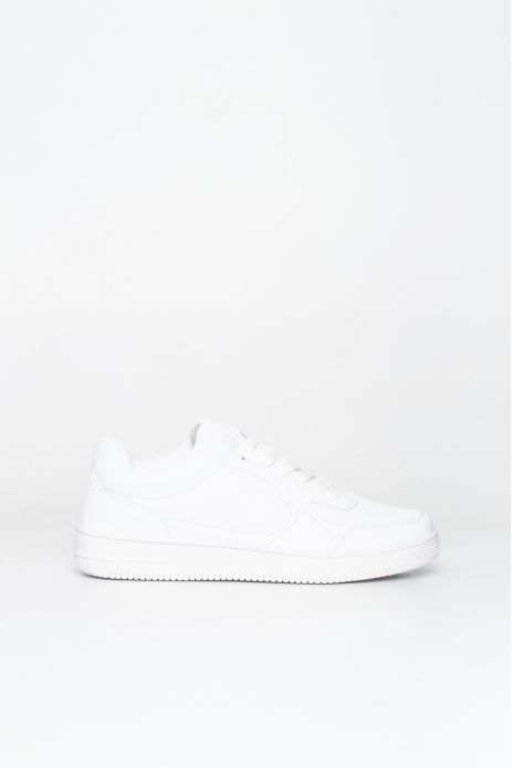 SNEAKERS WITH MONOCOLOR LACES