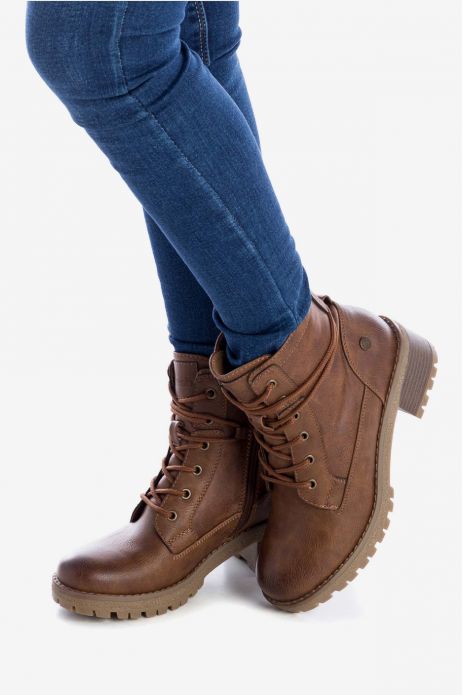 BOTÍN TACÓN CORDONES