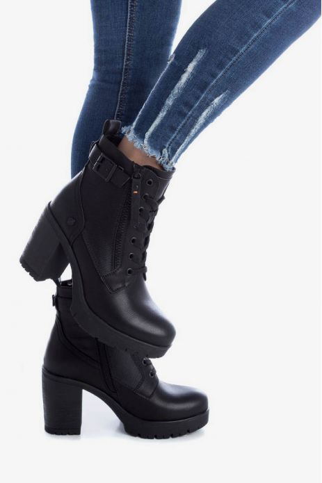 BOTÍN TACÓN CORDONES