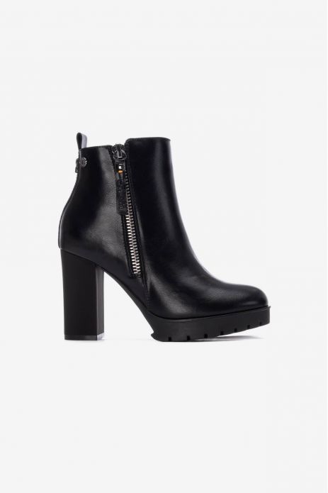 BOTÍN TACÓN DETALLE CREMALLERA