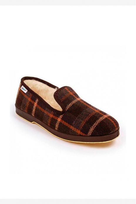 ZAPATILLAS DE CASA CERRADA...