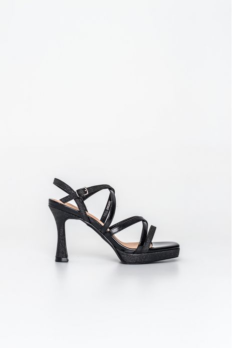 SANDALIA TACÓN TIRAS...