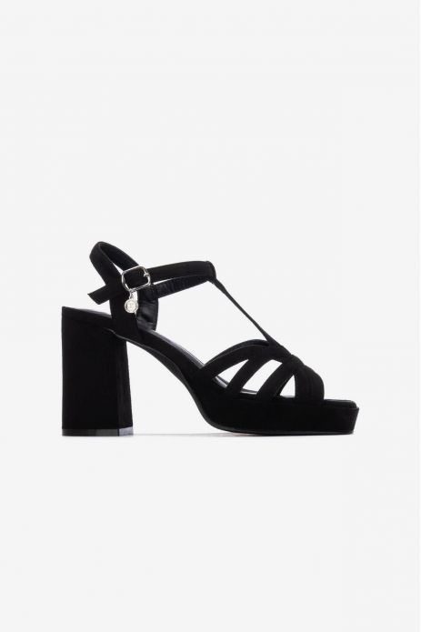 SANDALIA TACÓN MULTITIRAS