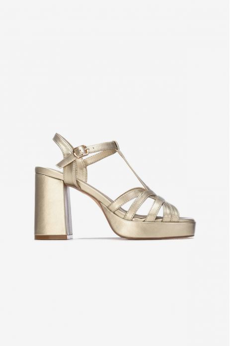 SANDALIA TACÓN MULTITIRAS