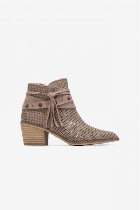 BOTÍN CAMPERO TROQUELADO...