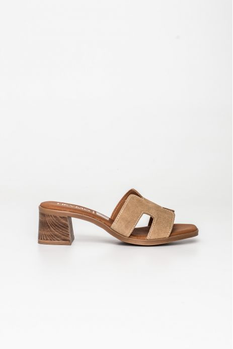 SANDALIA TACÓN PALA PIEL...