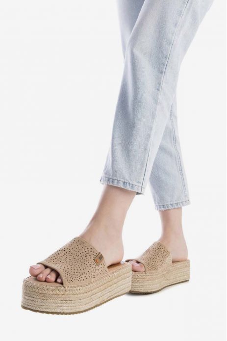 SANDALIA PLATAFORMA PISO YUTE